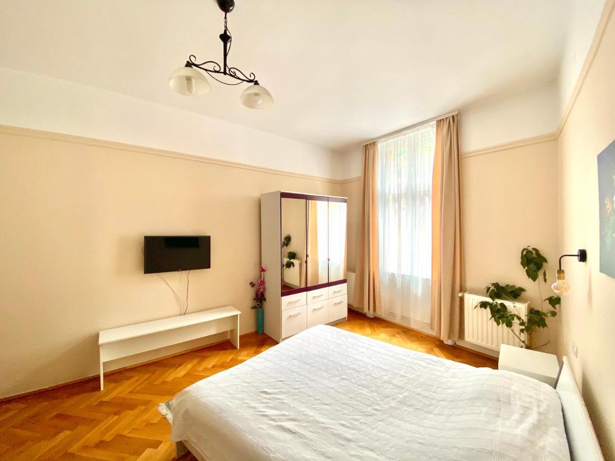 Casa Balcescu Hotell Braşov Exteriör bild