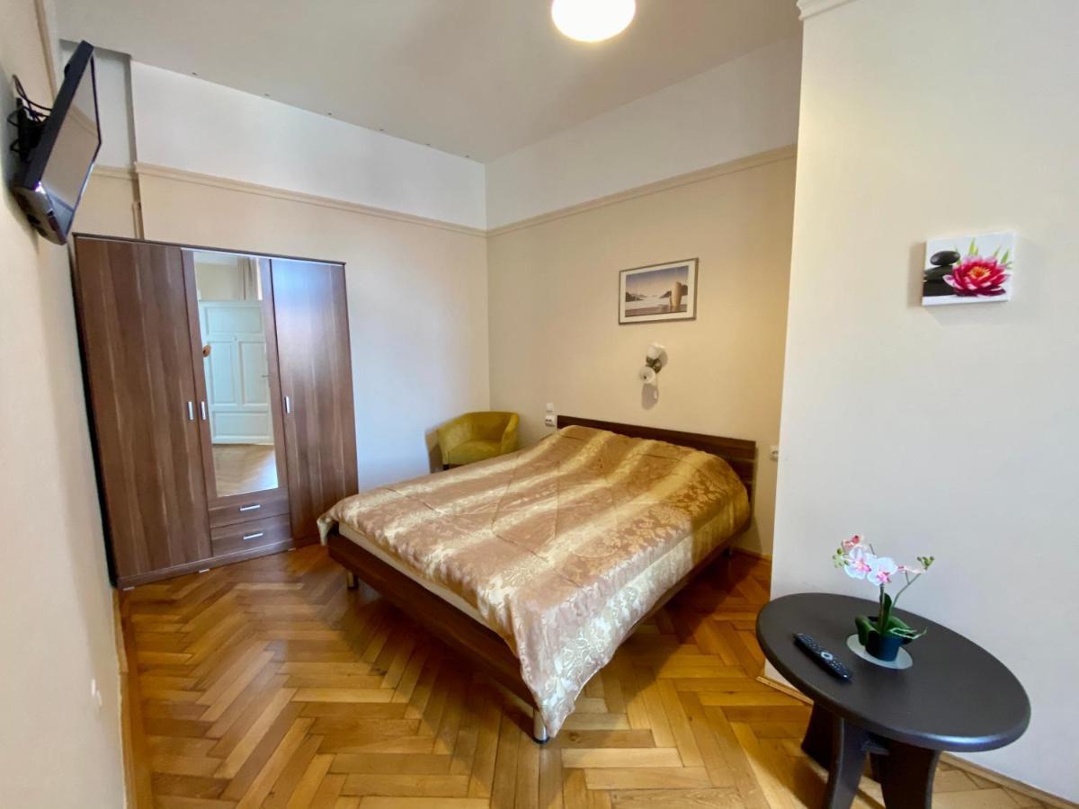 Casa Balcescu Hotell Braşov Exteriör bild