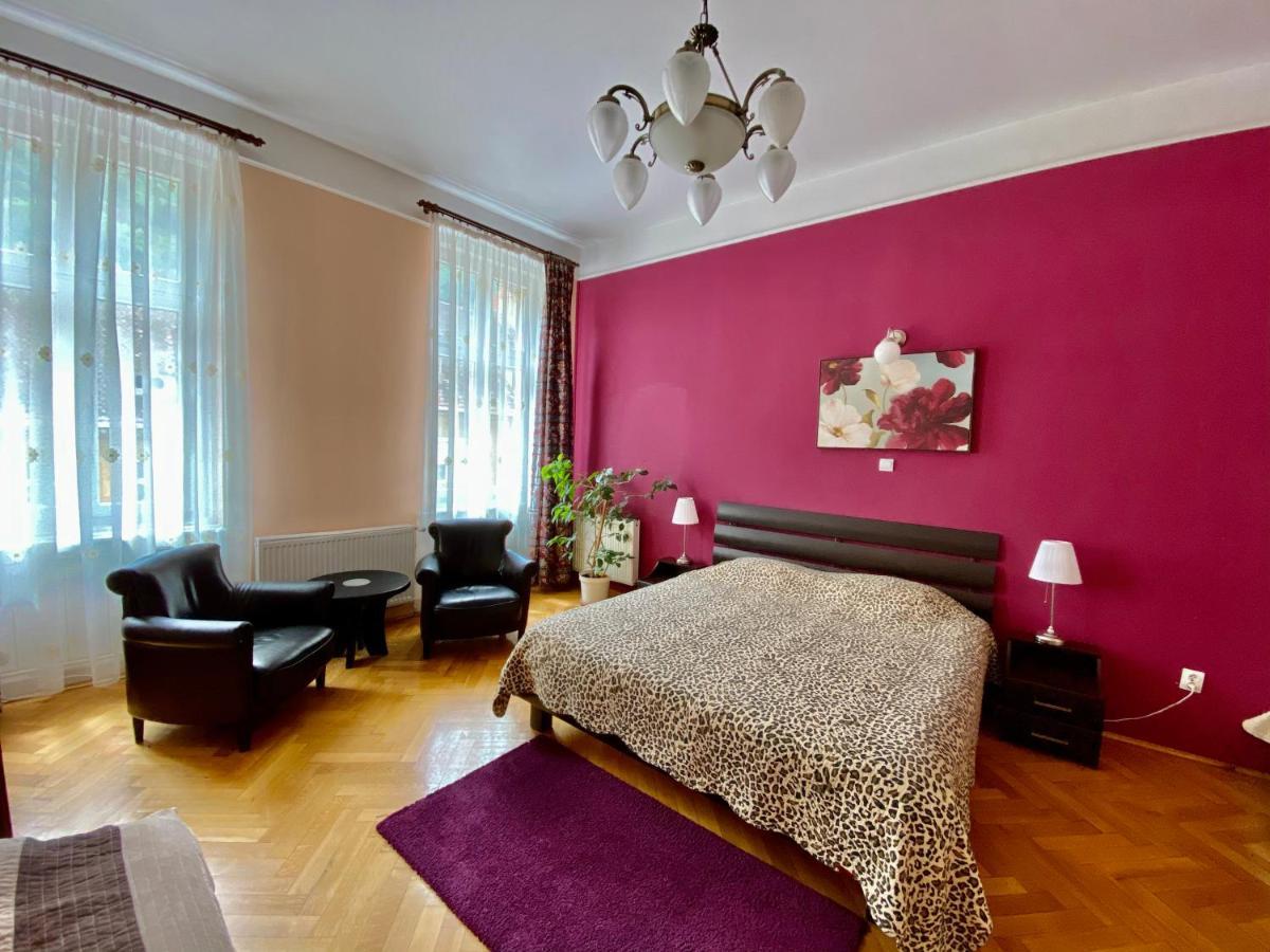 Casa Balcescu Hotell Braşov Exteriör bild