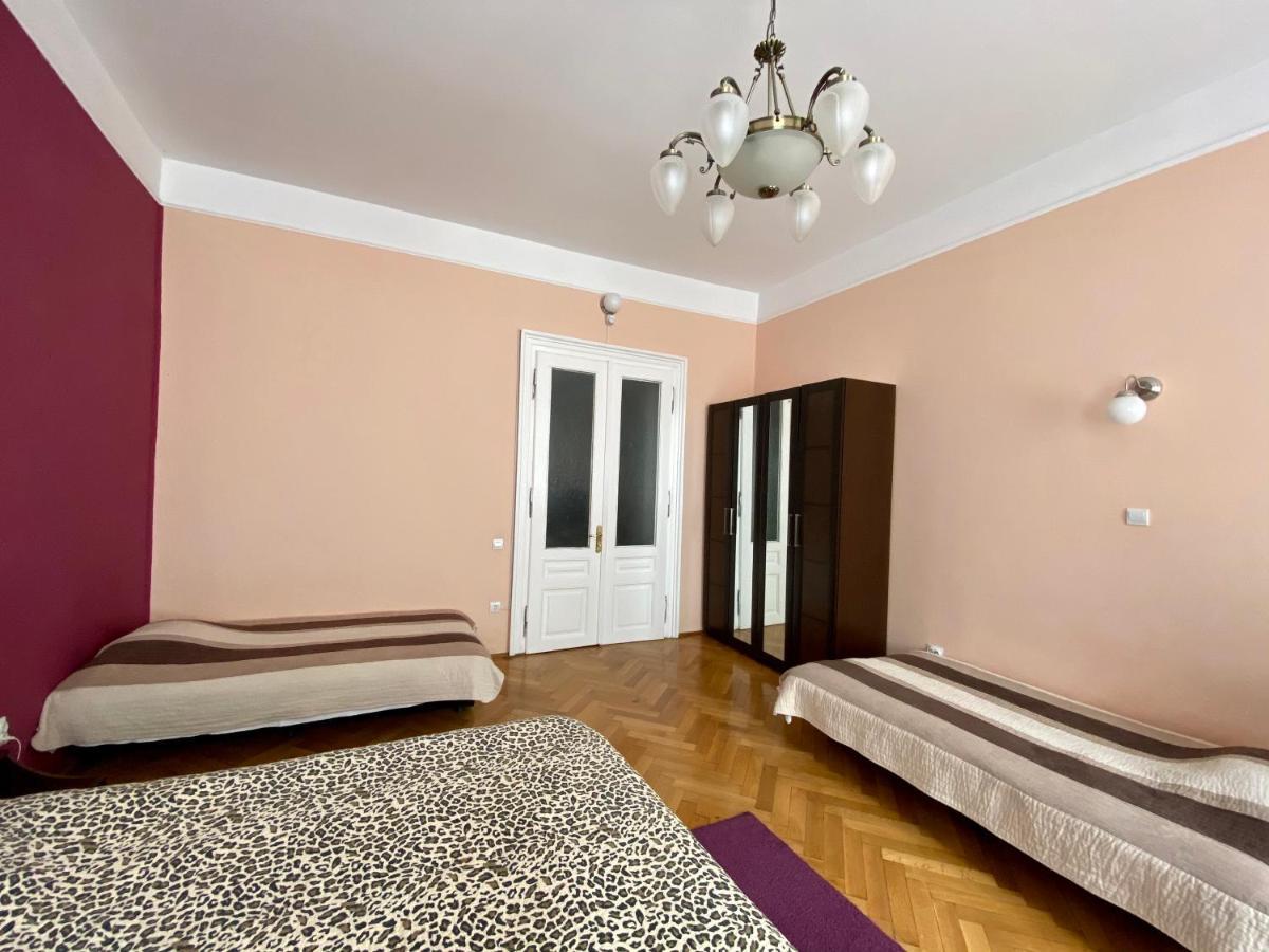 Casa Balcescu Hotell Braşov Exteriör bild
