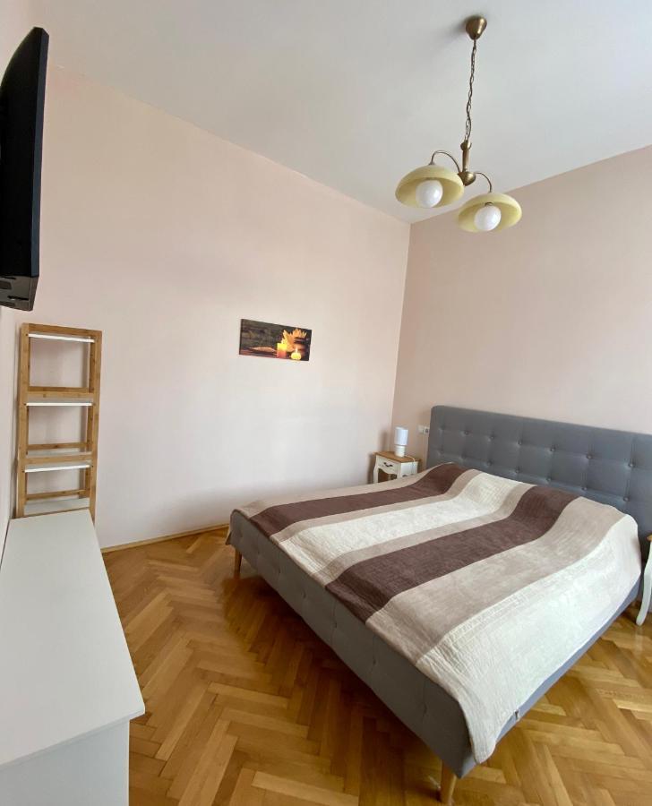 Casa Balcescu Hotell Braşov Exteriör bild