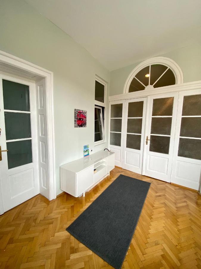 Casa Balcescu Hotell Braşov Exteriör bild